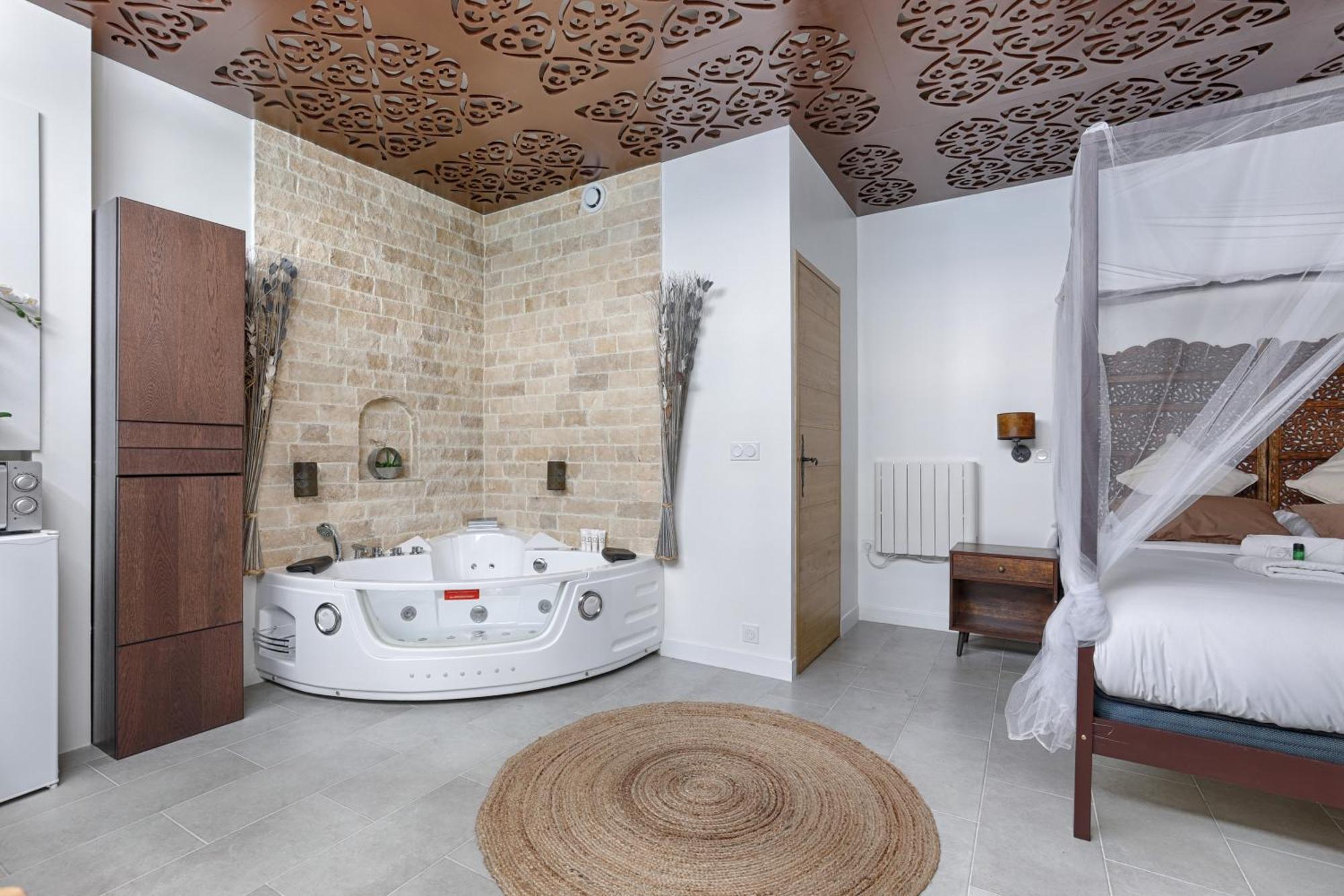 Mykeypers - Lovely Studio With Jacuzzi ปารีส ภายนอก รูปภาพ