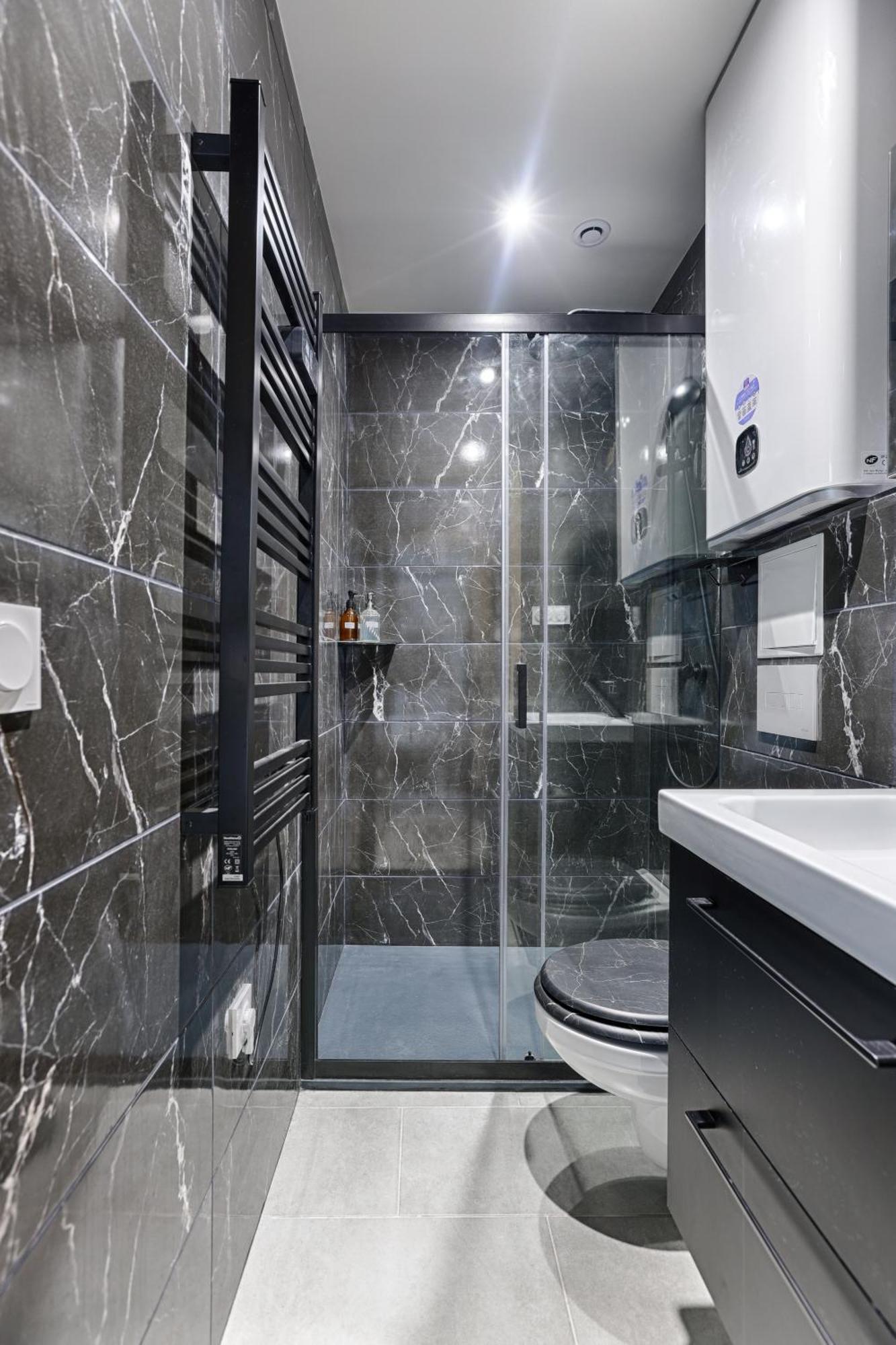 Mykeypers - Lovely Studio With Jacuzzi ปารีส ภายนอก รูปภาพ