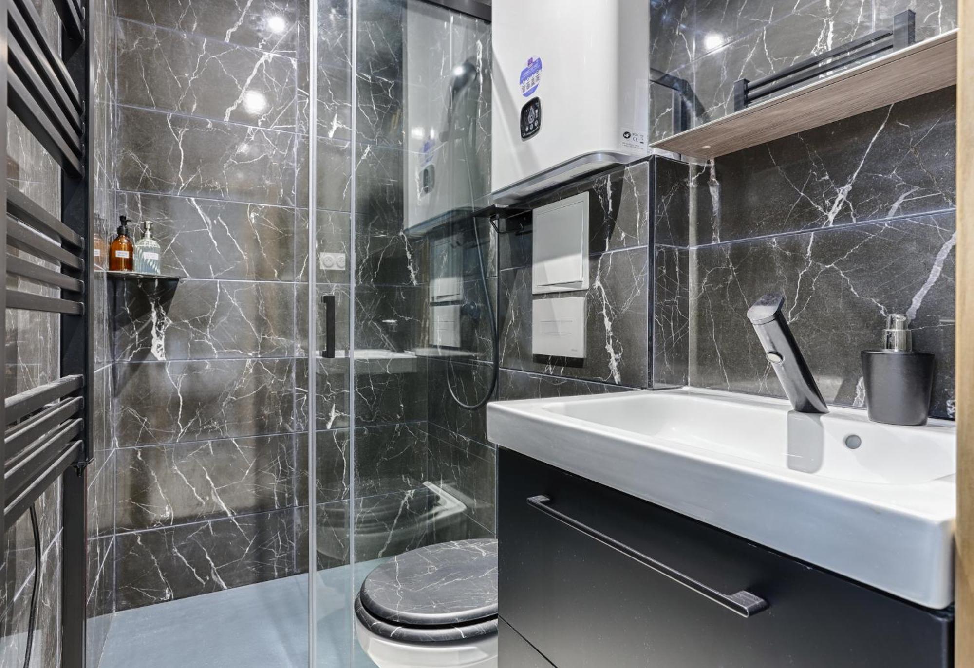 Mykeypers - Lovely Studio With Jacuzzi ปารีส ภายนอก รูปภาพ